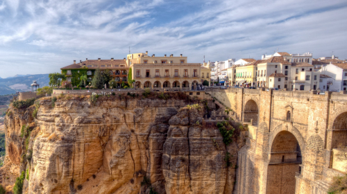 انتشار زود هنگام خبر سوم در رسانه های غیر دولتی 